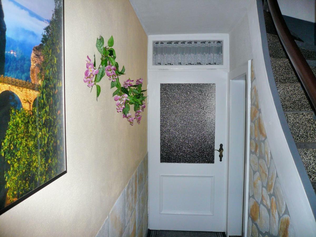 Ferienhaus Und Ferienwohnung Buettner Rathmannsdorf Exterior photo